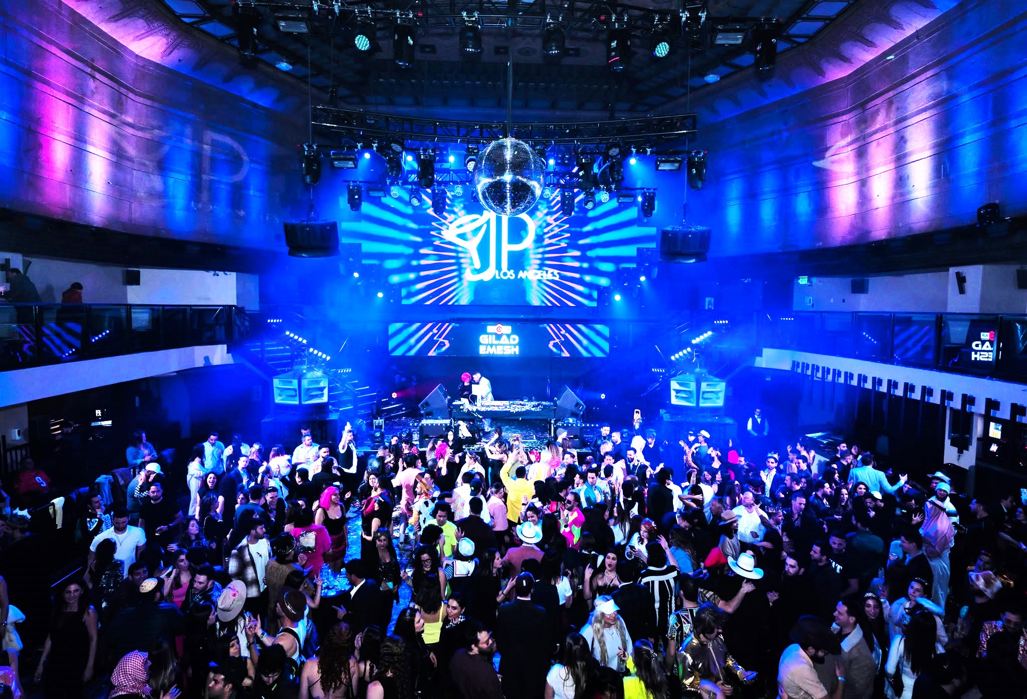 DJ Gilad Emesh performing to a packed Los Angeles crowd