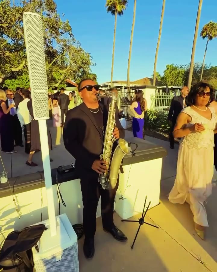 Live Saxophone at an Outdoor Los Angeles Event